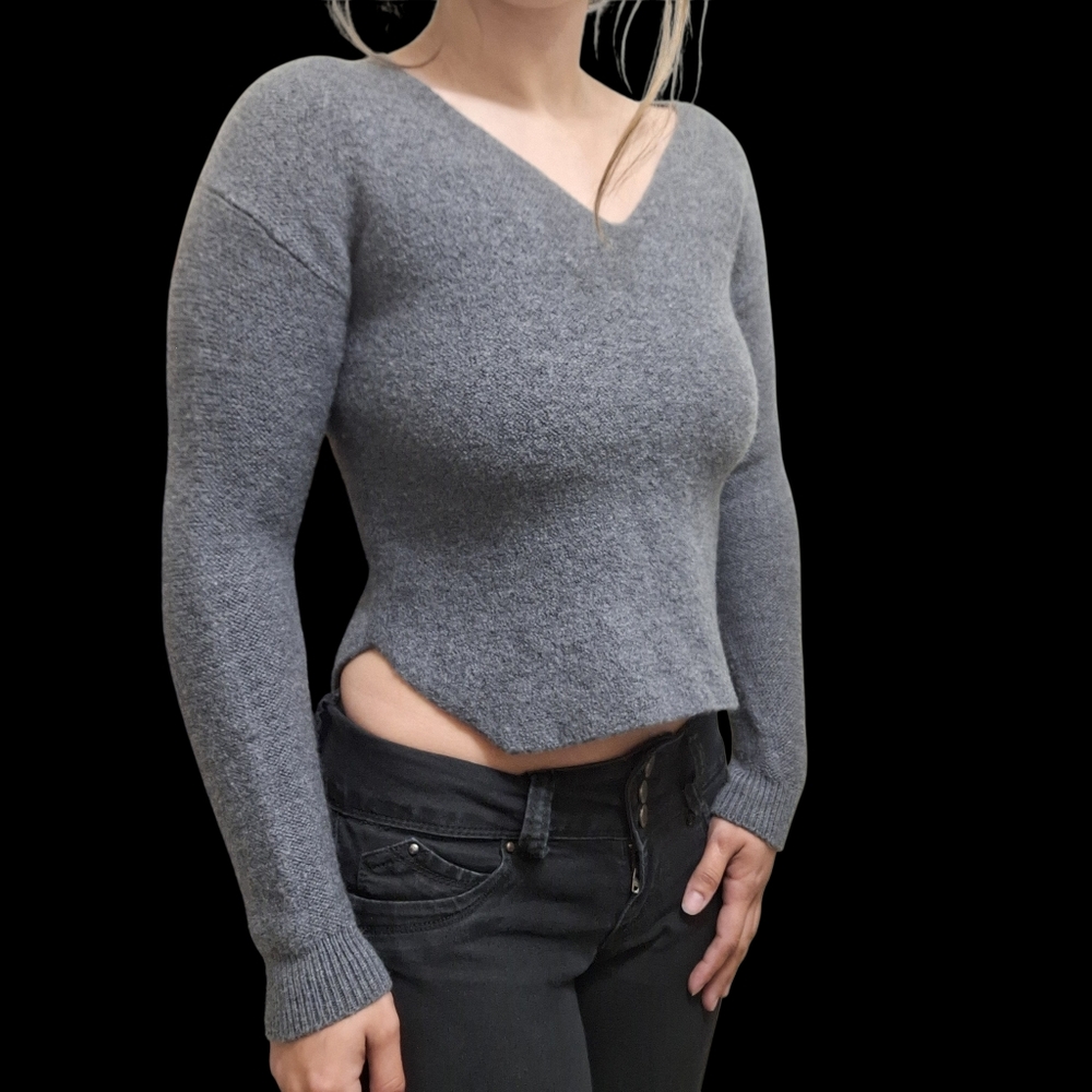 Aritzia Wilfred Free Merino Wool Wolter V-Neck Sweater (Fits XXS/XS) - Picture 9 of 10